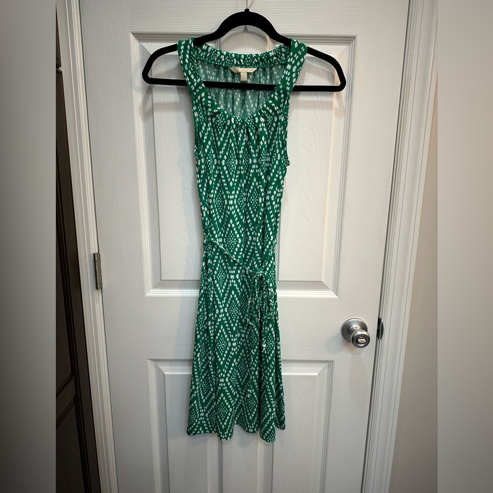 Pre loved Banana Republic green and white dress size xs